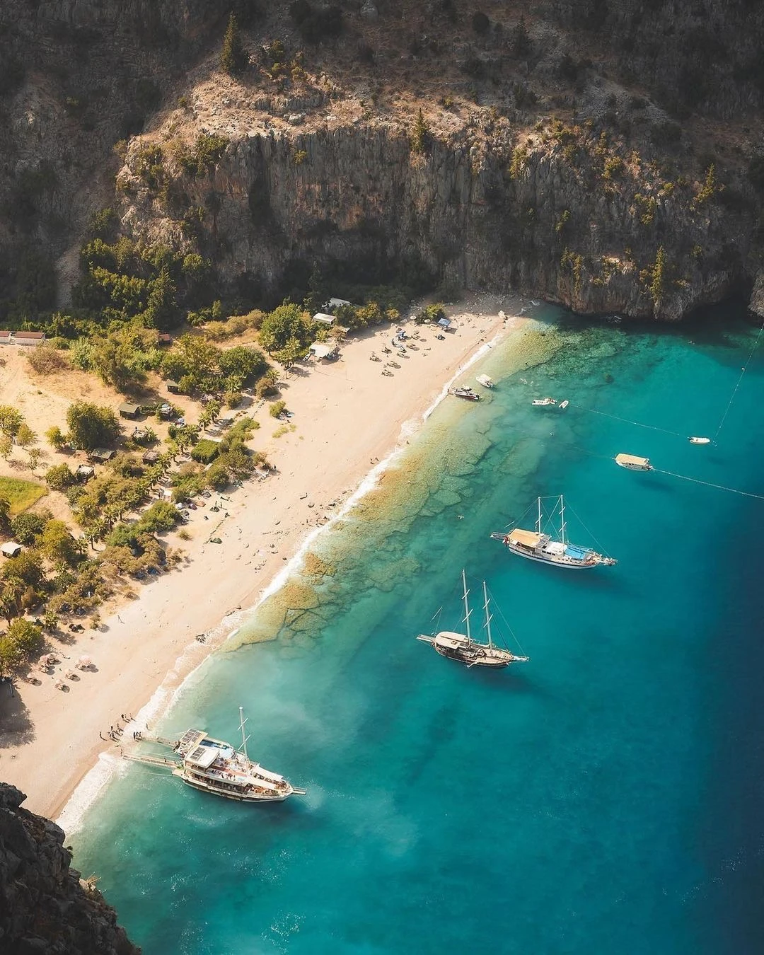 Butterfly Valley2