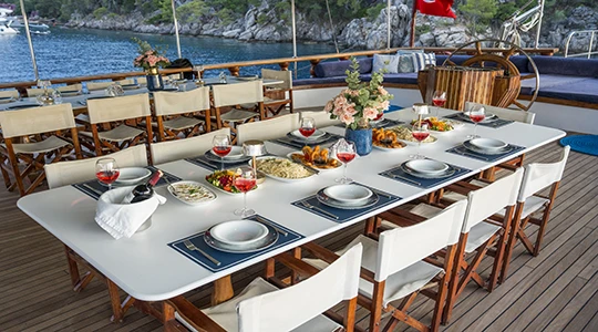dining table