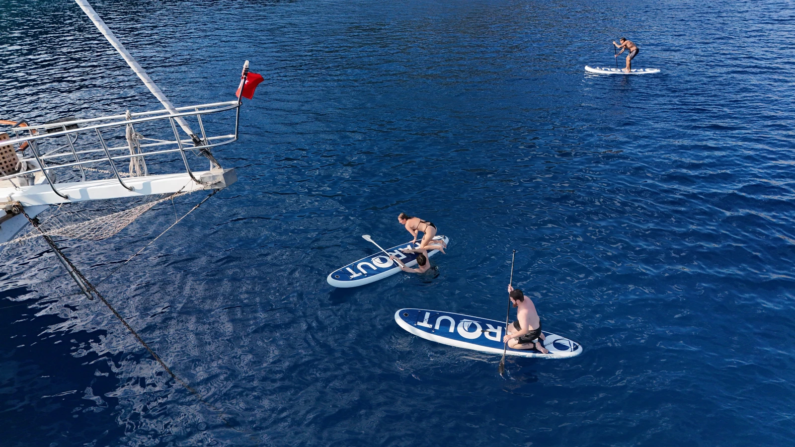 paddle board