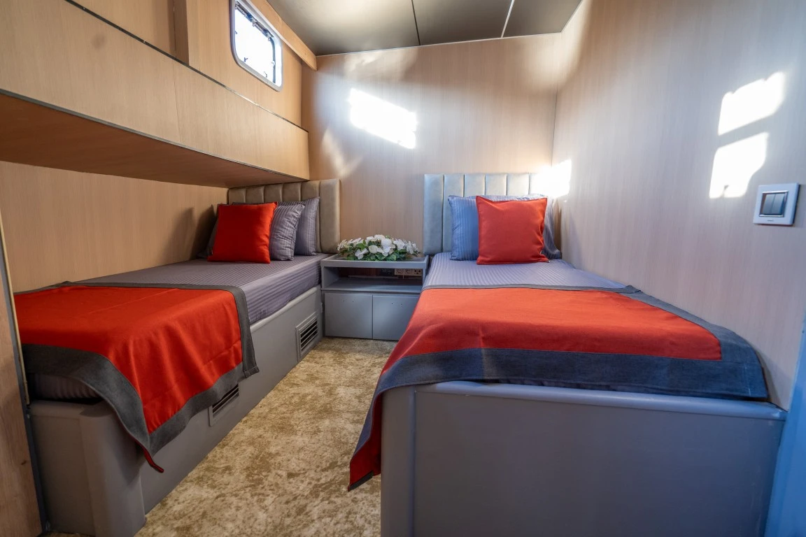 twin cabin