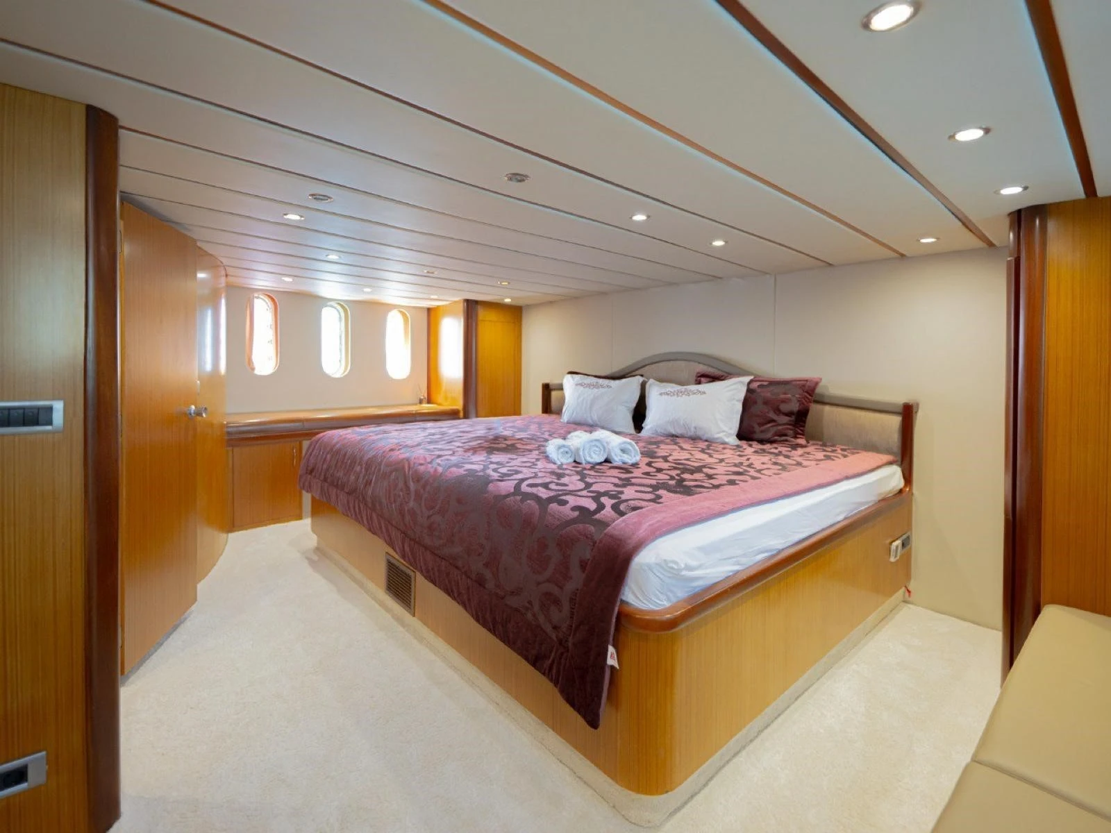 twin cabin