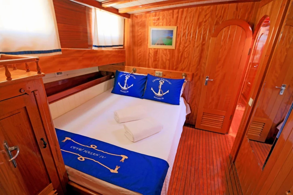 double cabin