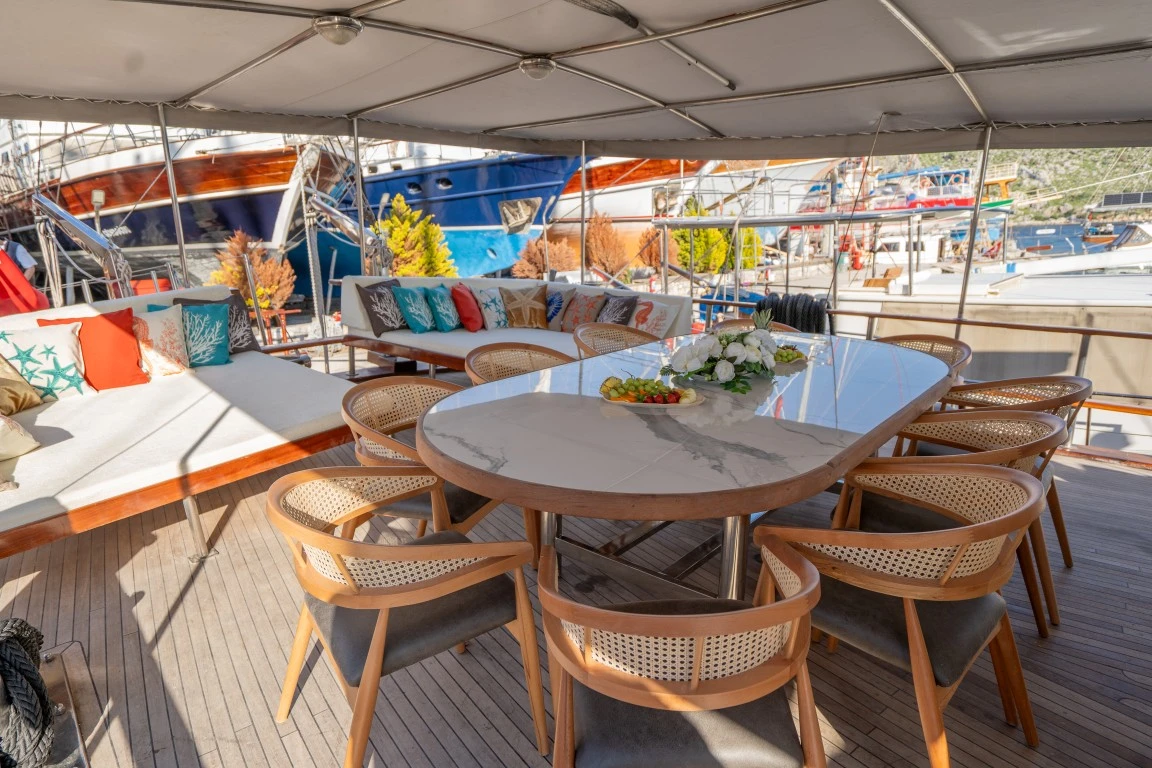 deck