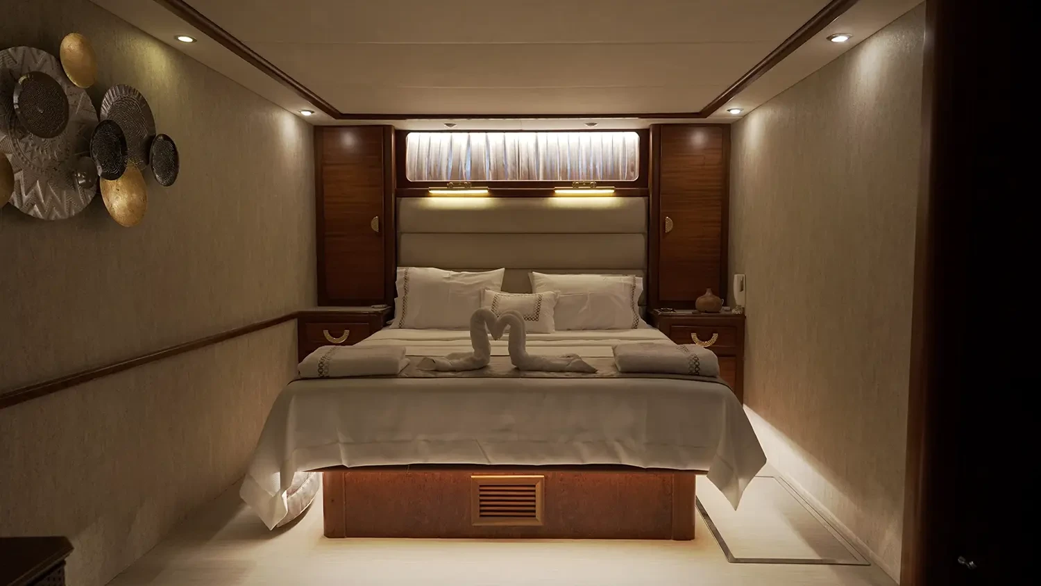 master cabin