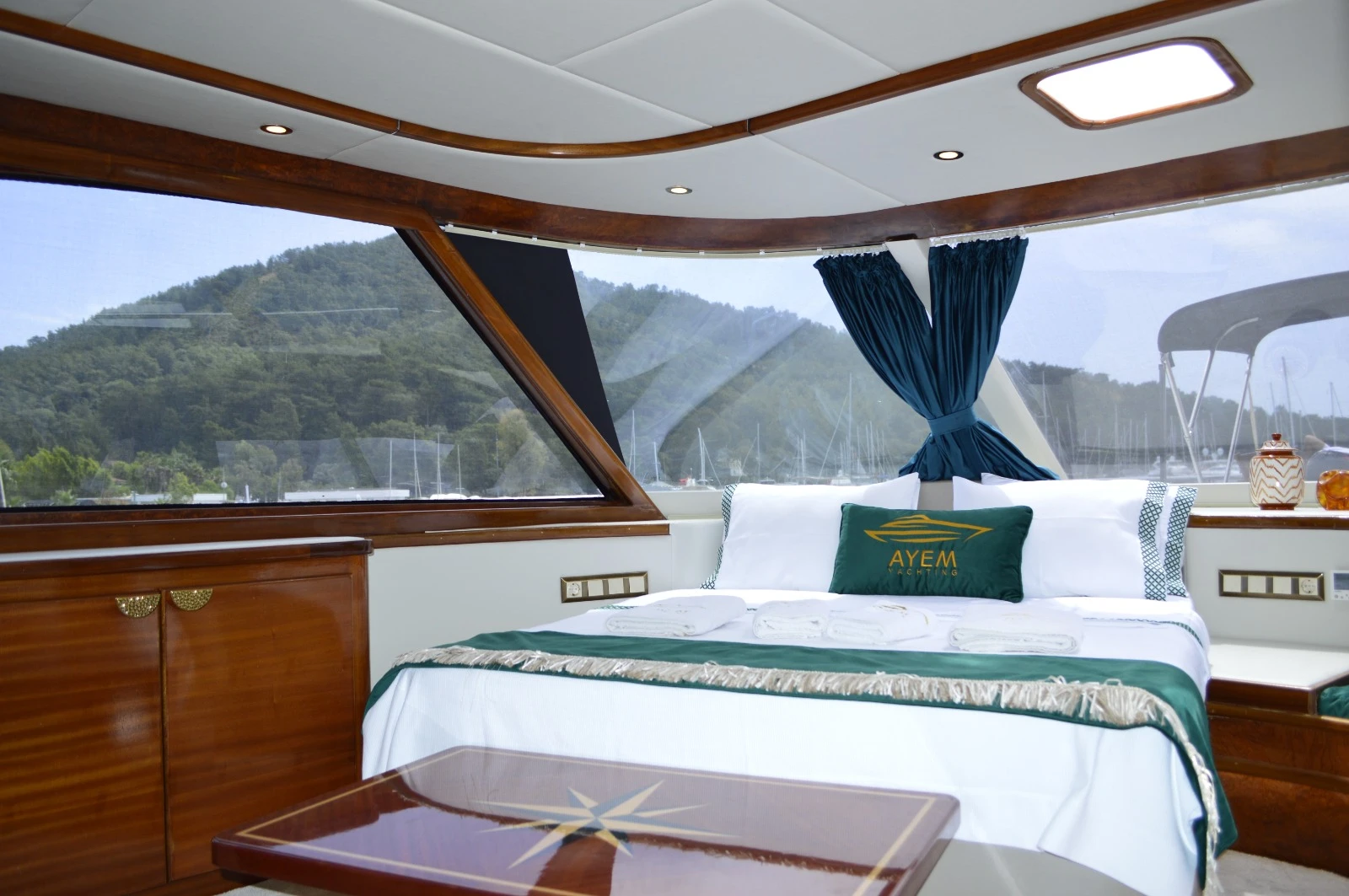 master cabin
