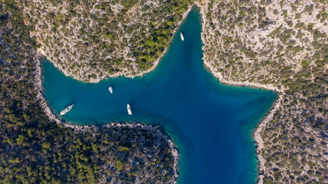 karalos bay