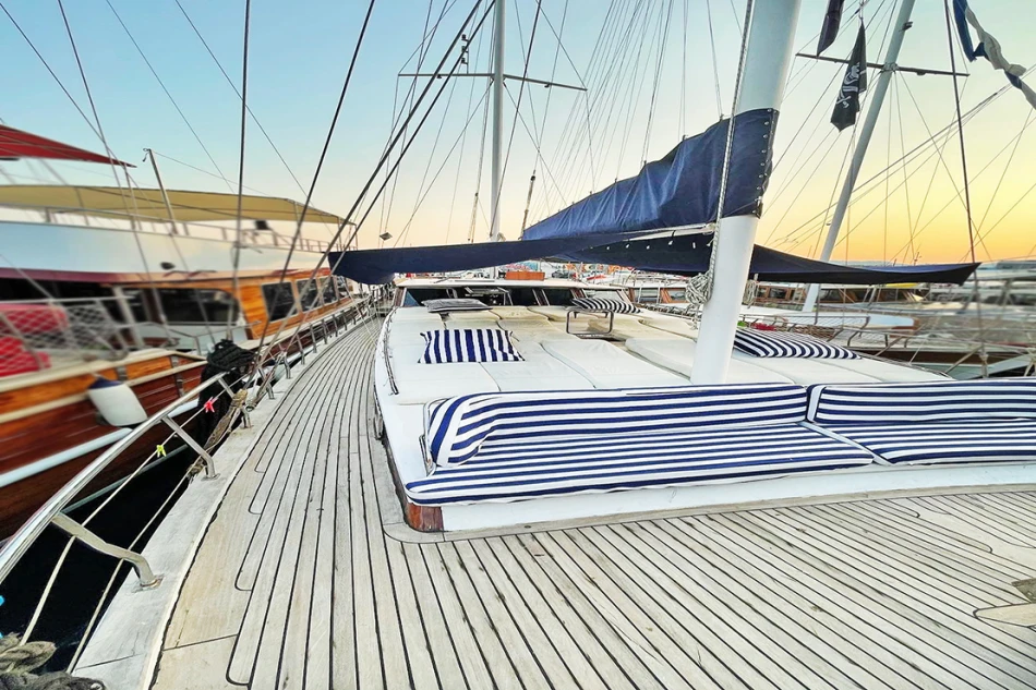 deck
