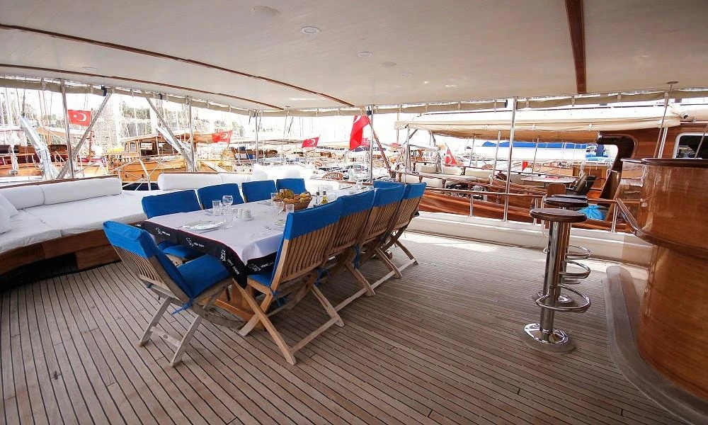 deck