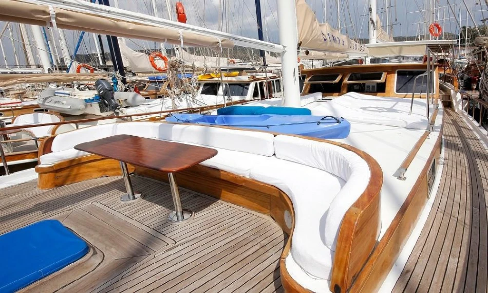 deck