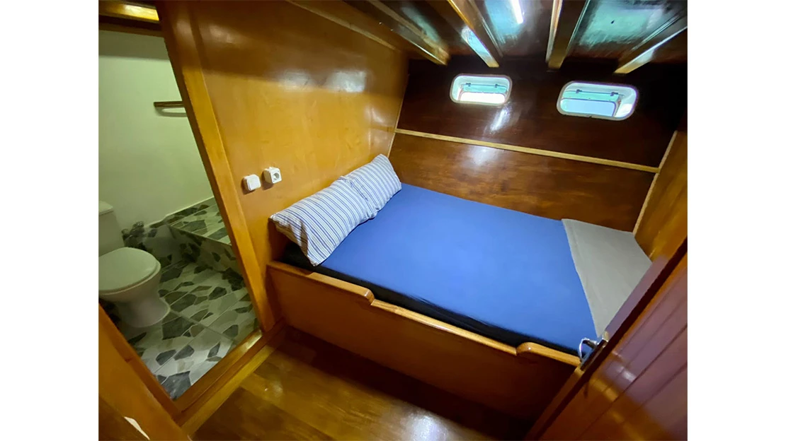 Double Cabin