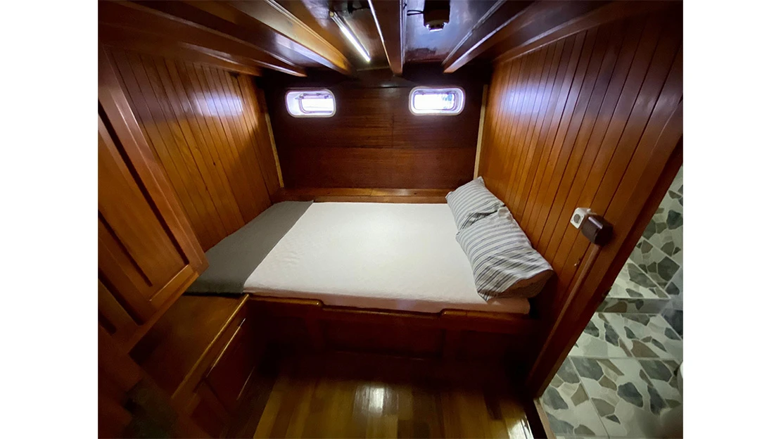 Double Cabin