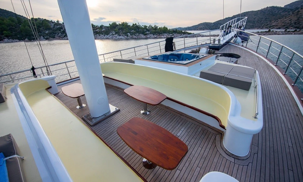 deck