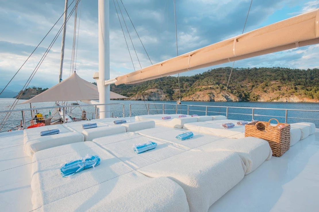 Sundeck