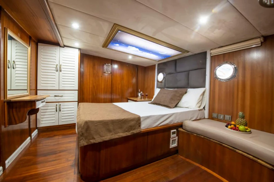 Double Master Cabin