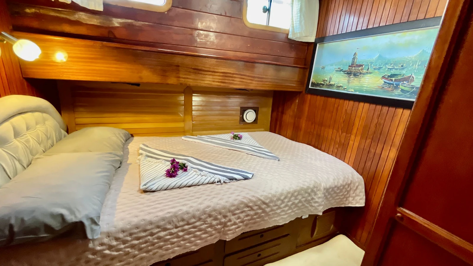 Double Cabin