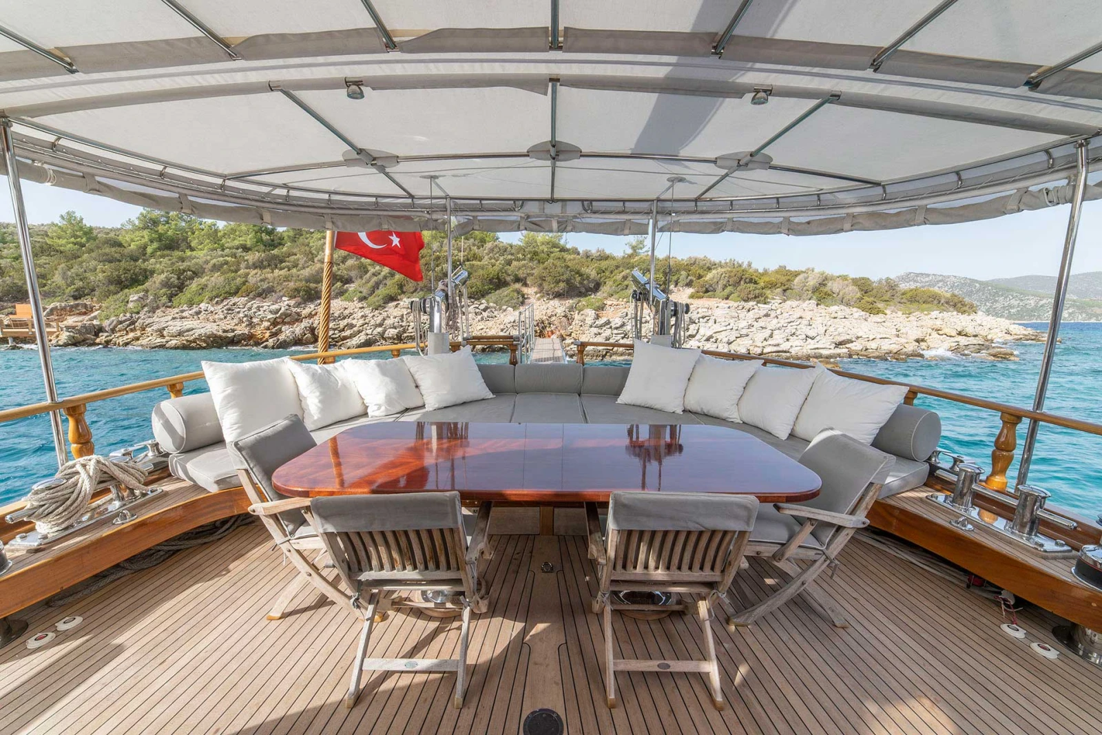 deck