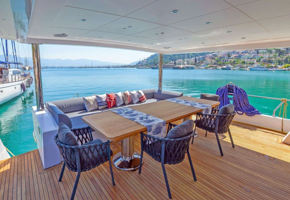 deck